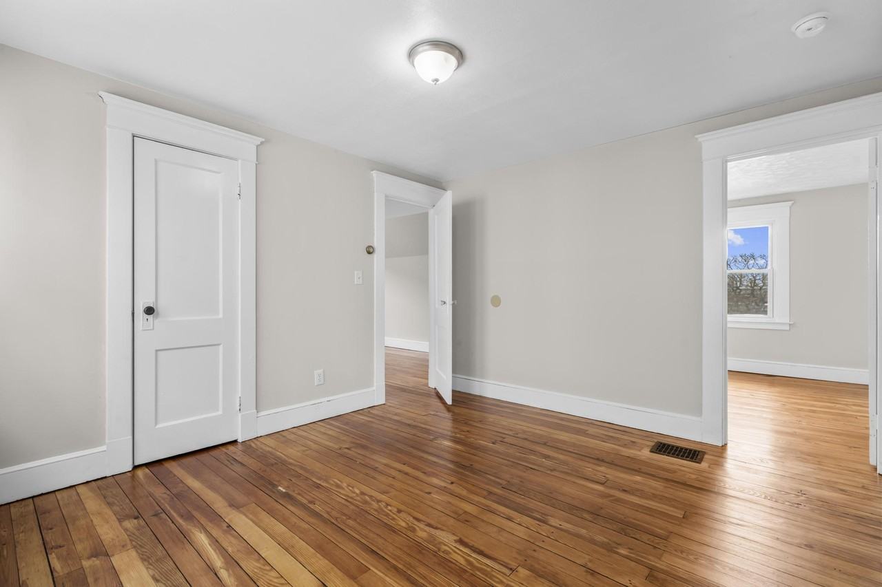 16 Ellsworth Ave - Photo 2 of 18