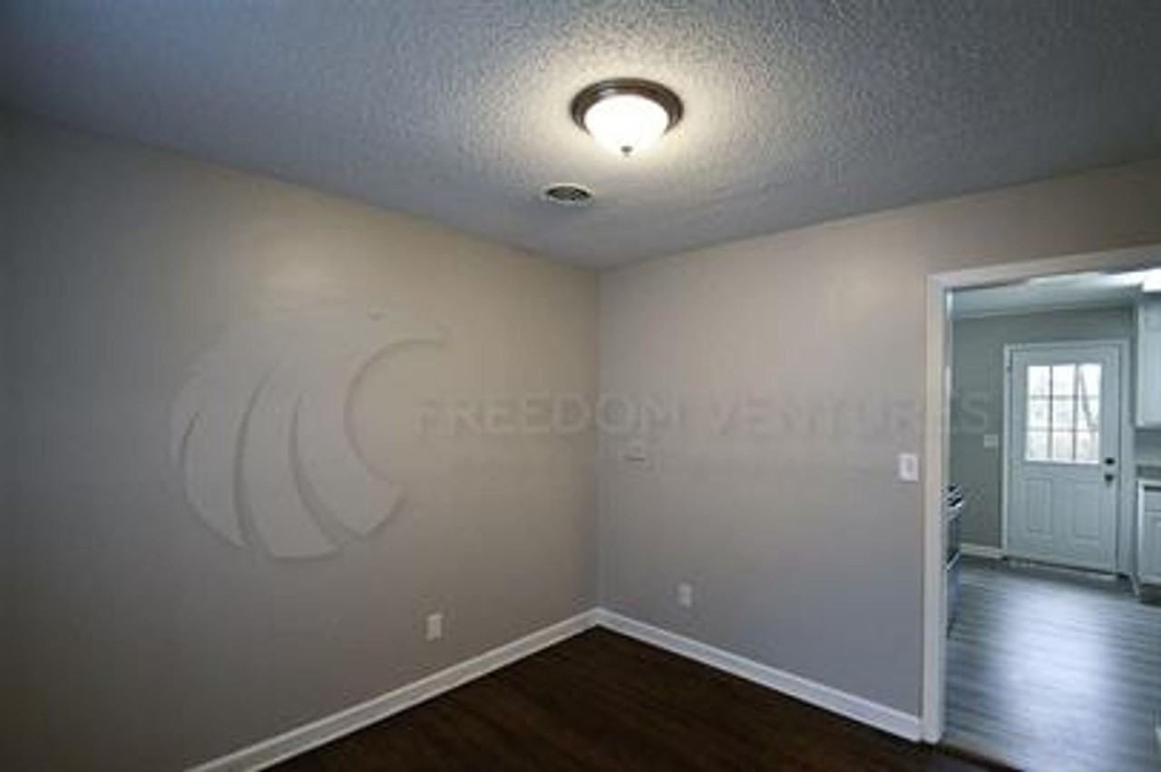 209 13th Ave Ne - Photo 6 of 22