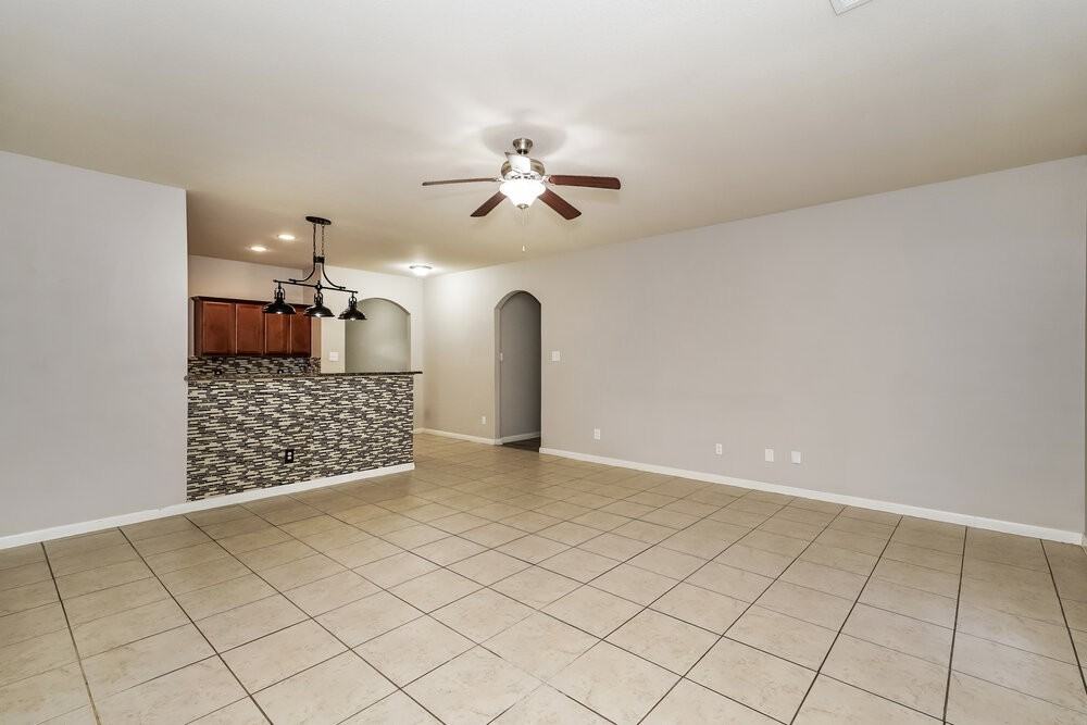 4204 Tower Ln - Photo 5 of 16