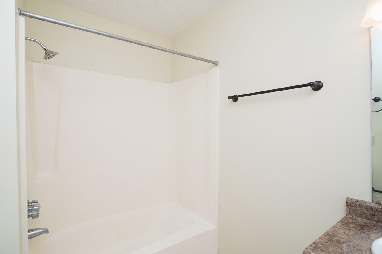 1536 Coombs Dr #2 - Photo 2 of 21