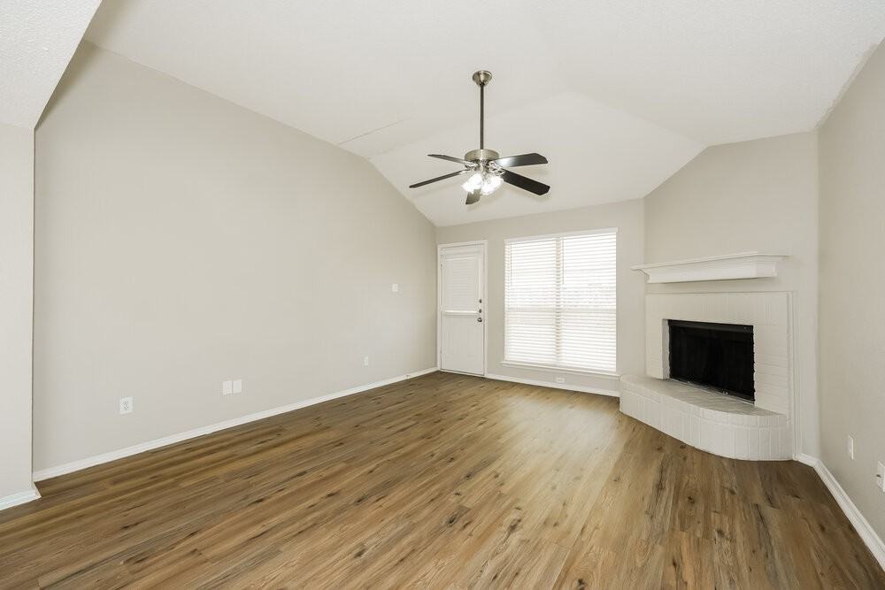 2213 Whispering Wind St - Photo 3 of 16