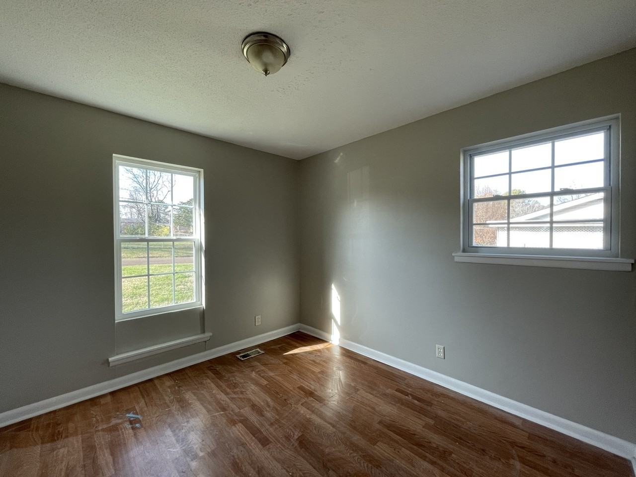 4002 Offutt Ct Nw #8788233 - Photo 7 of 9