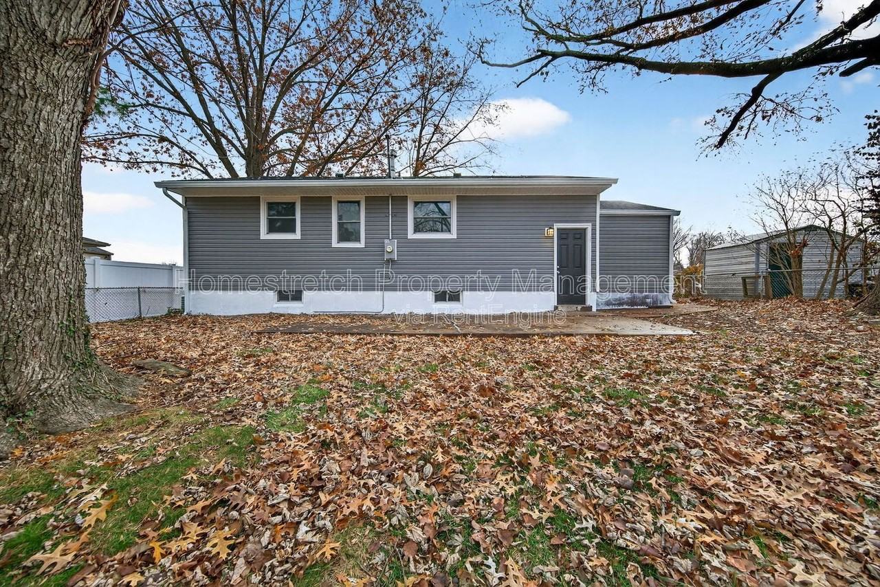 315 Saint Anthony Ln - Photo 6 of 30