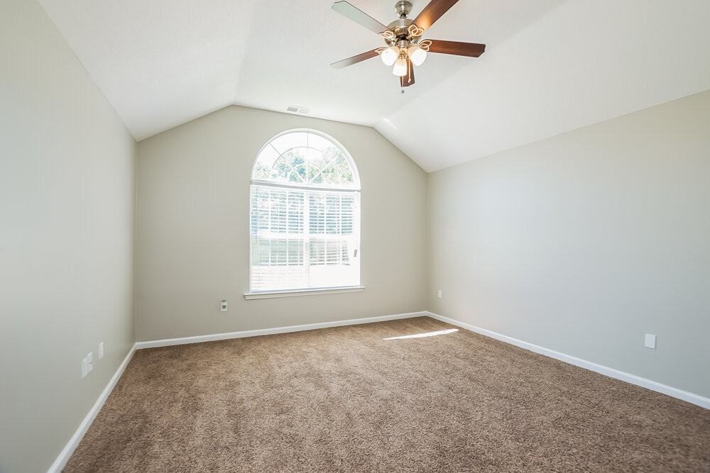 10909 Lexington Dr - Photo 7 of 15