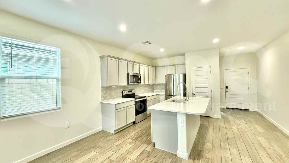 24162 W Verlea Dr - Photo 5 of 20