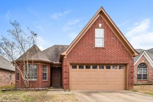 featured image of 8238 Regal Bend Dr
