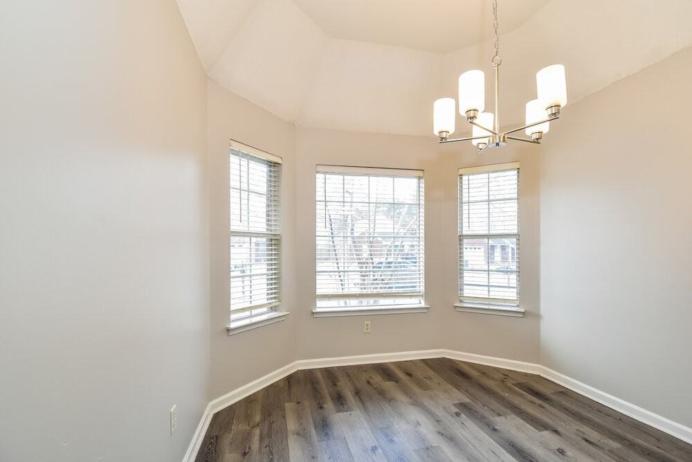 8238 Regal Bend Dr - Photo 6 of 17