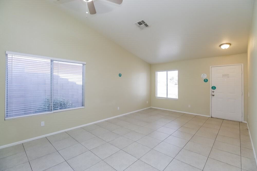 16048 W Desert Bloom St - Photo 3 of 16