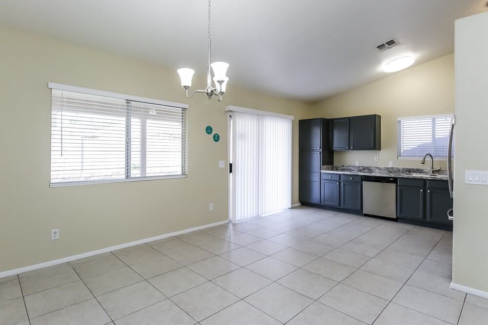 16048 W Desert Bloom St - Photo 5 of 16