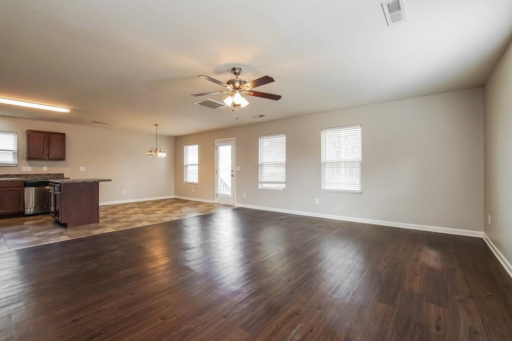 52 Badger Pass Dr - Photo 5 of 17