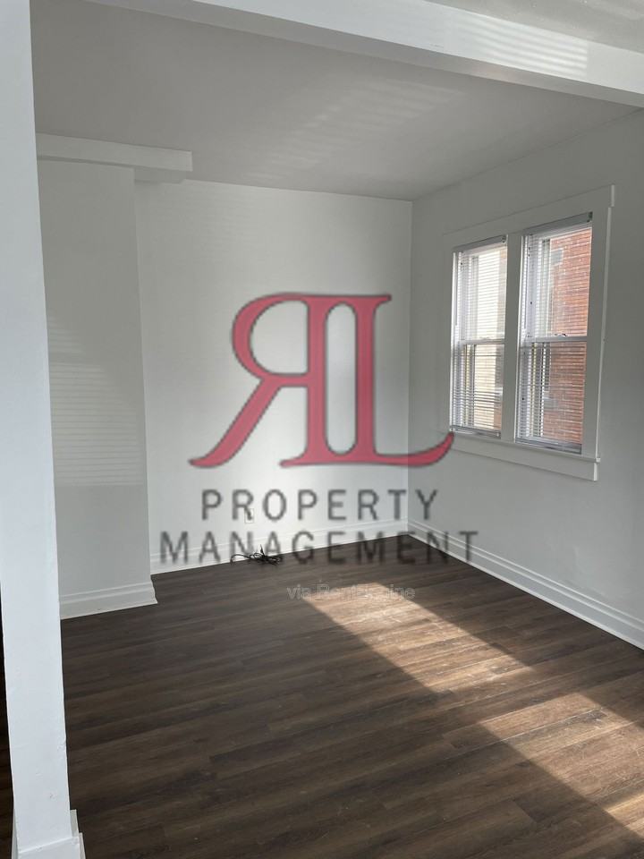 346 Stewart Ave - Photo 4 of 20