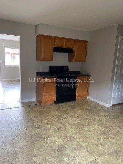 3214 Kilarney Dr #B - Photo 4 of 10