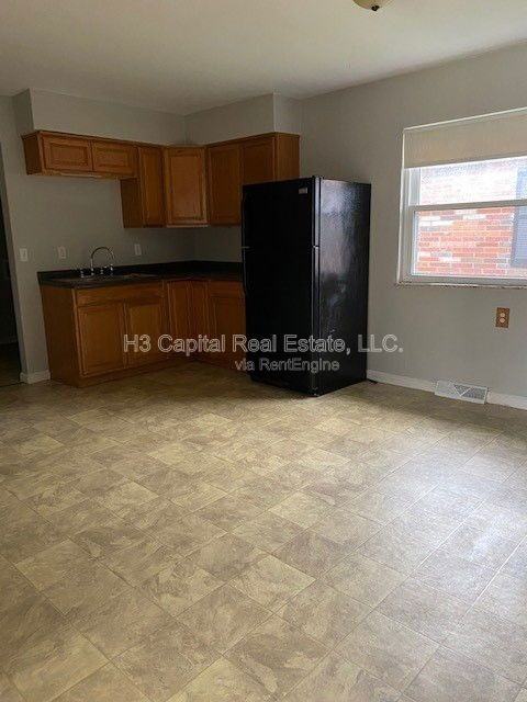 3214 Kilarney Dr #B - Photo 5 of 10