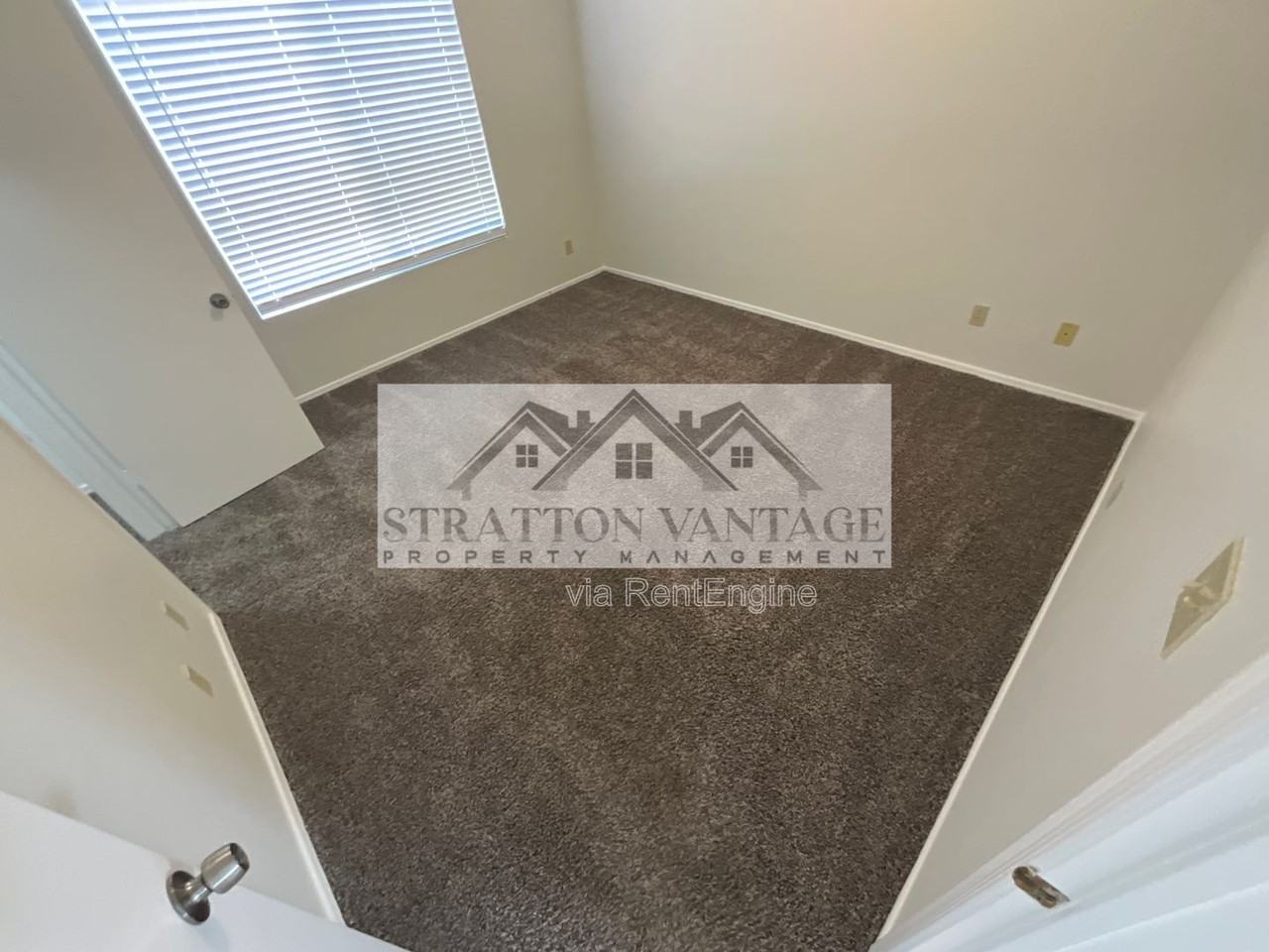 441 S Maple #148 - Photo 6 of 10