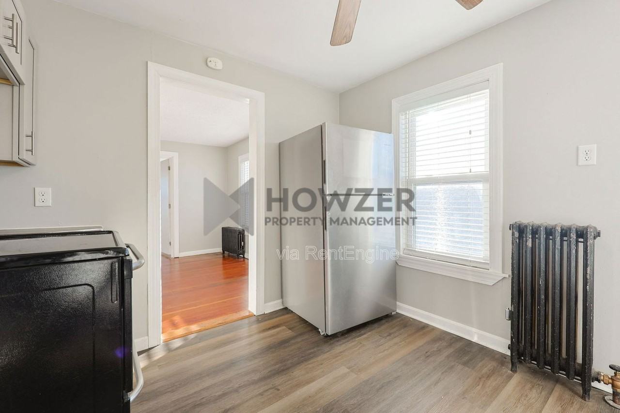 10 Atherton Rd #5 - Photo 4 of 19