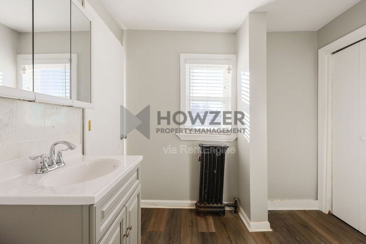 10 Atherton Rd #5 - Photo 6 of 19