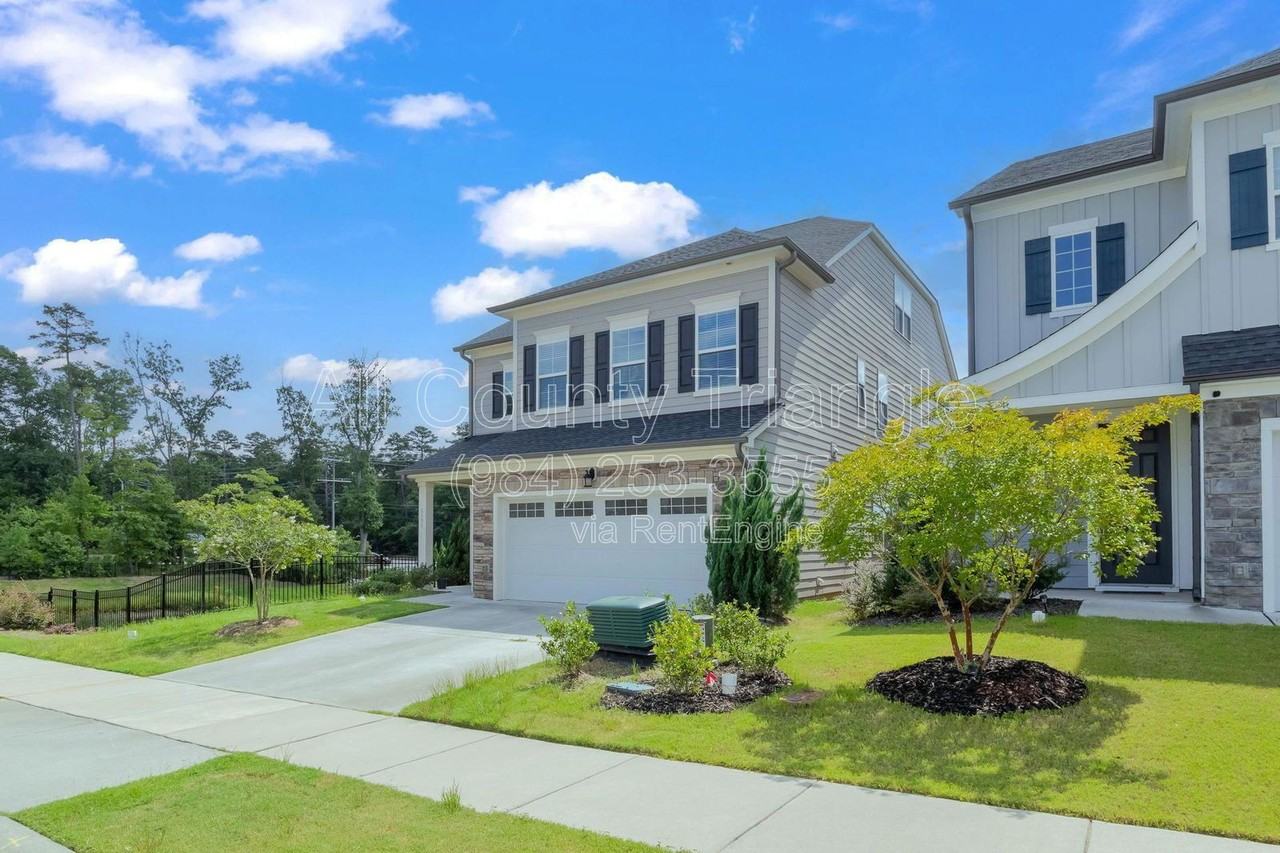 1101 Premier Key Dr - Photo 5 of 50