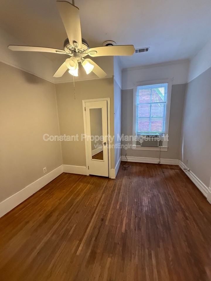 1061 High St #D - Photo 6 of 12