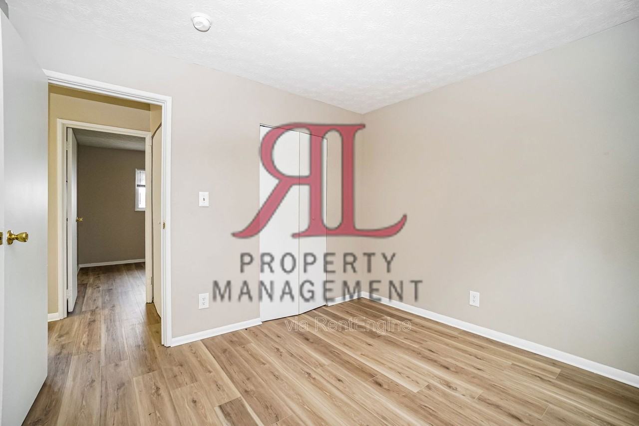 1951 Riverdale Rd - Photo 5 of 11