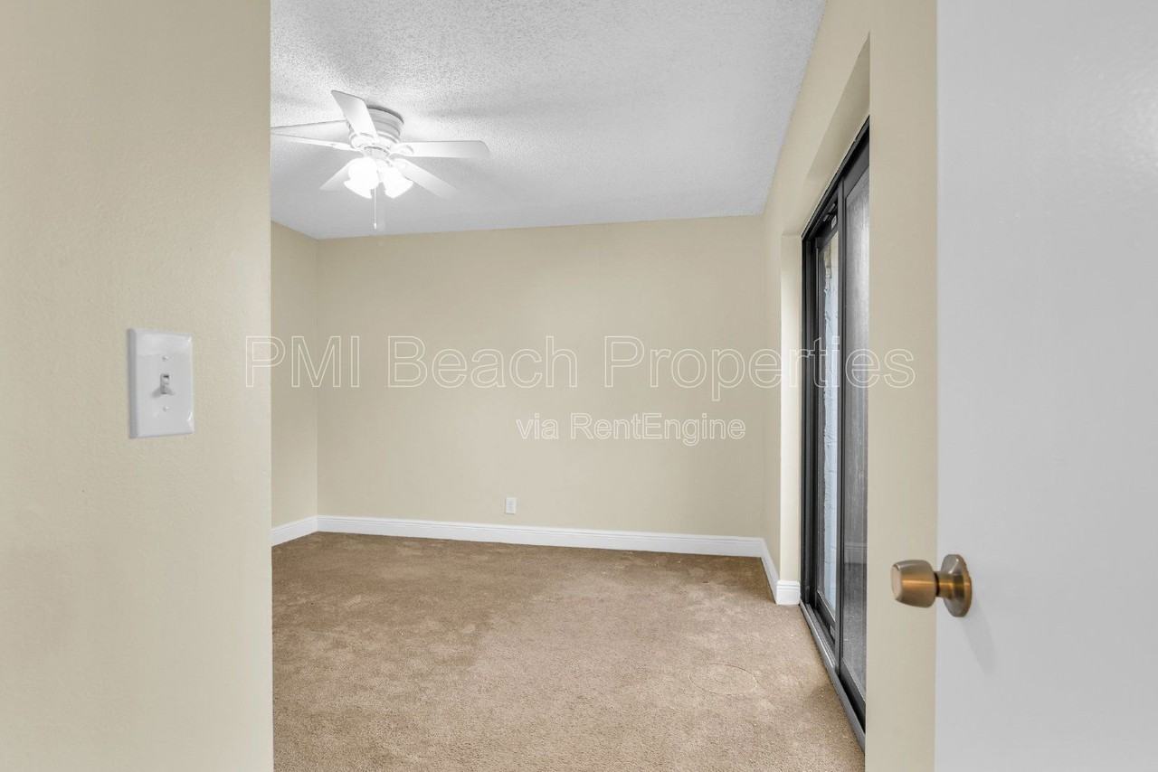 2333 Waterside Dr - Photo 5 of 38