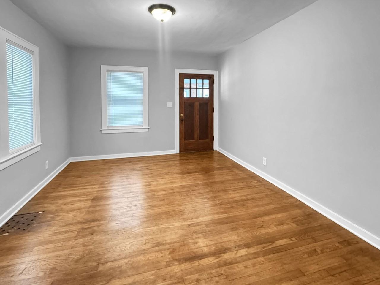 857 Lyon St Ne - Photo 3 of 10