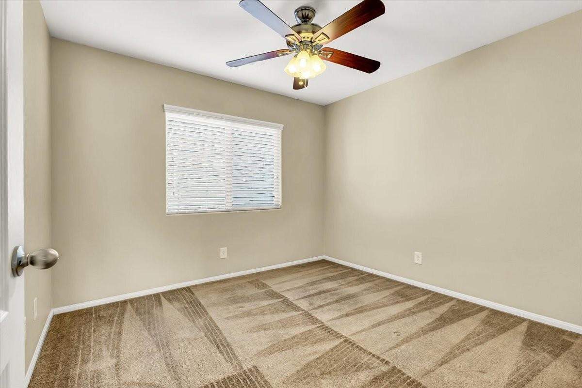 7922 Blue Lake Peak St - Photo 7 of 22