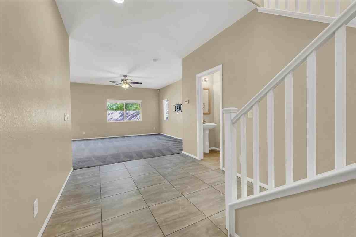 7922 Blue Lake Peak St - Photo 2 of 22