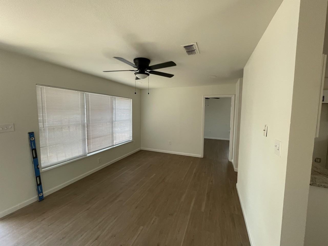 5547 Stonybrook Dr - Photo 5 of 28