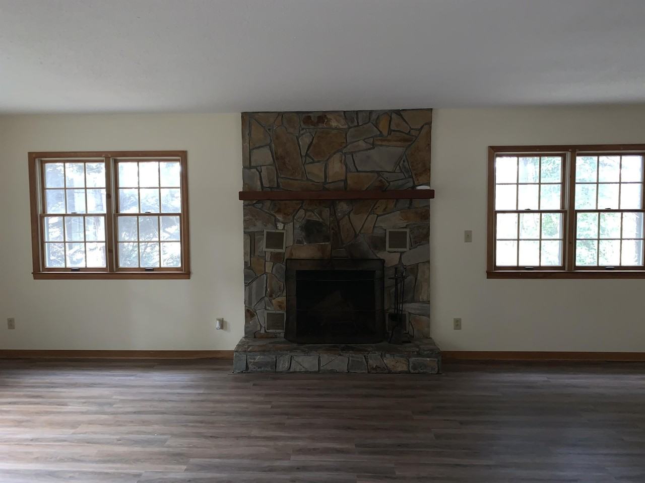 518 Eliada Home Rd - Photo 4 of 10