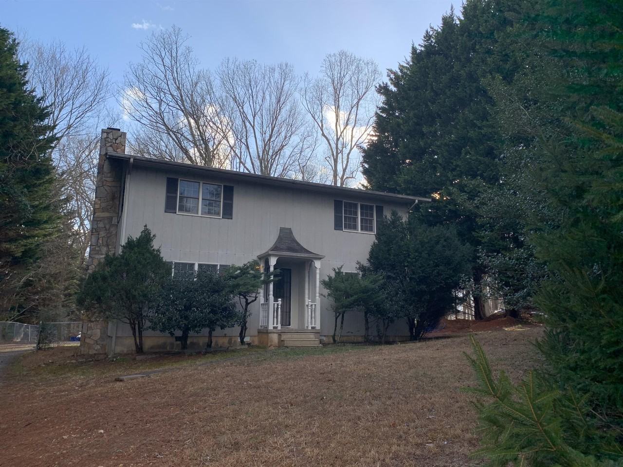 518 Eliada Home Rd - Photo 4 of 10