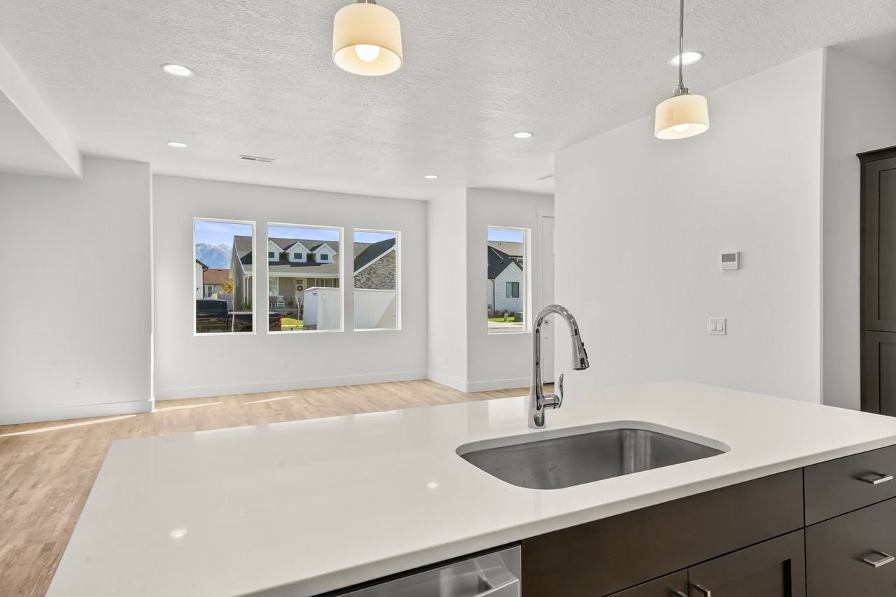 2744 S Allison Way - Photo 7 of 26