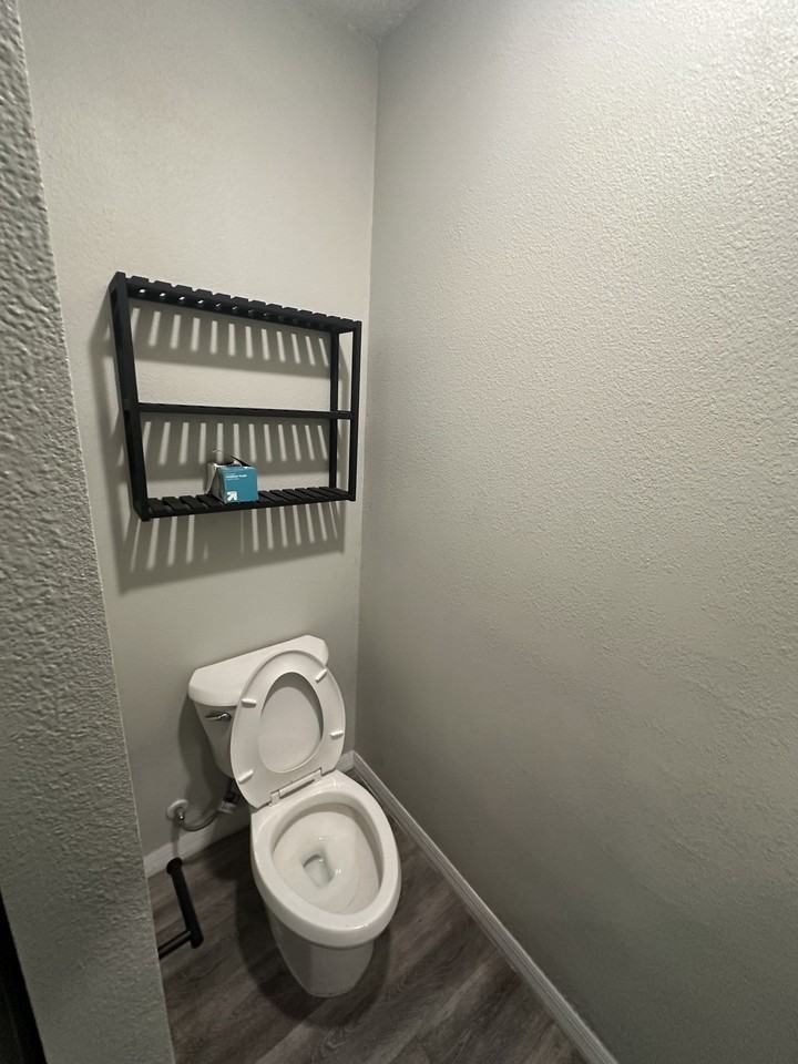 2700 2nd St #FULL - Photo 2 of 7