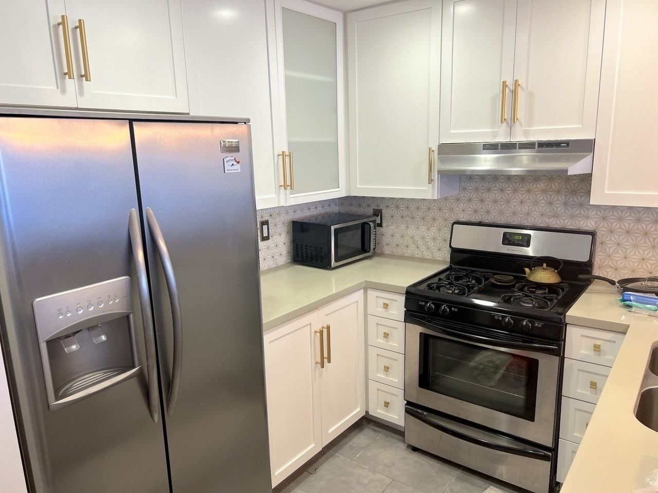 4702 Fulton Ave #302 - Photo 4 of 17