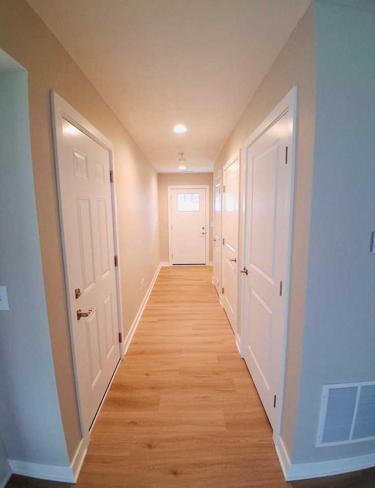 2060 Lion Gate Dr #18 - Photo 4 of 11