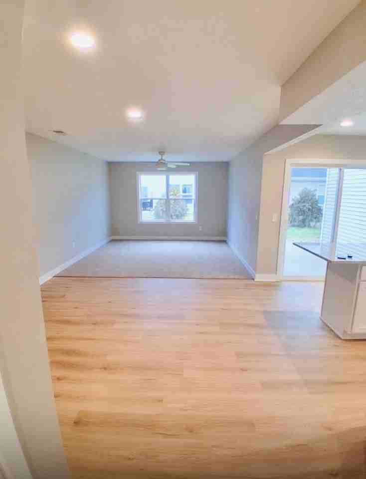 2060 Lion Gate Dr #18 - Photo 5 of 11