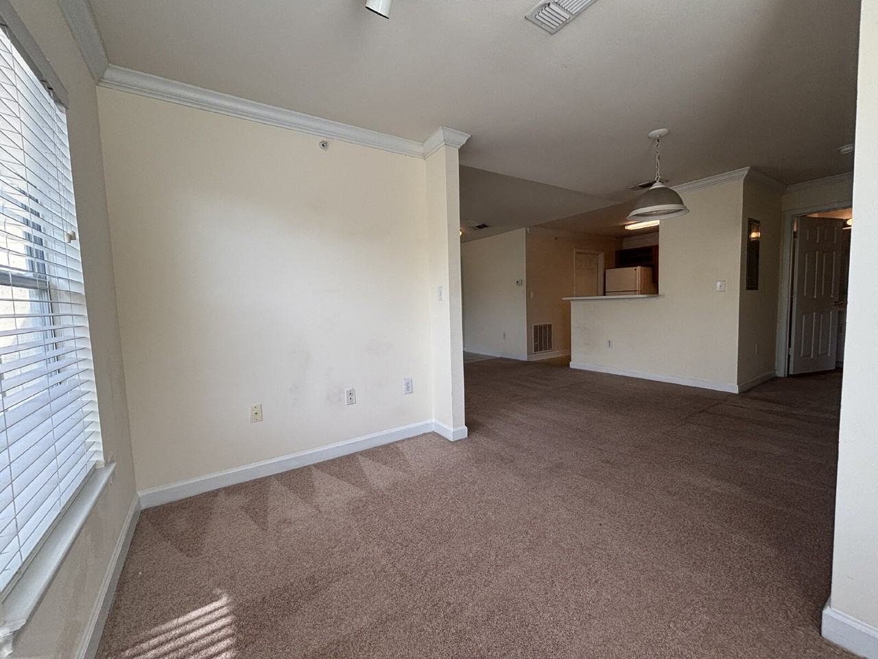 18123 Back Stretch Ln - Photo 4 of 25