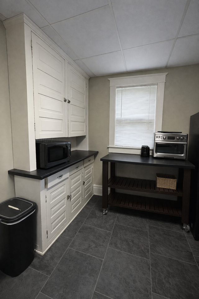 446 Lake St - Photo 5 of 20