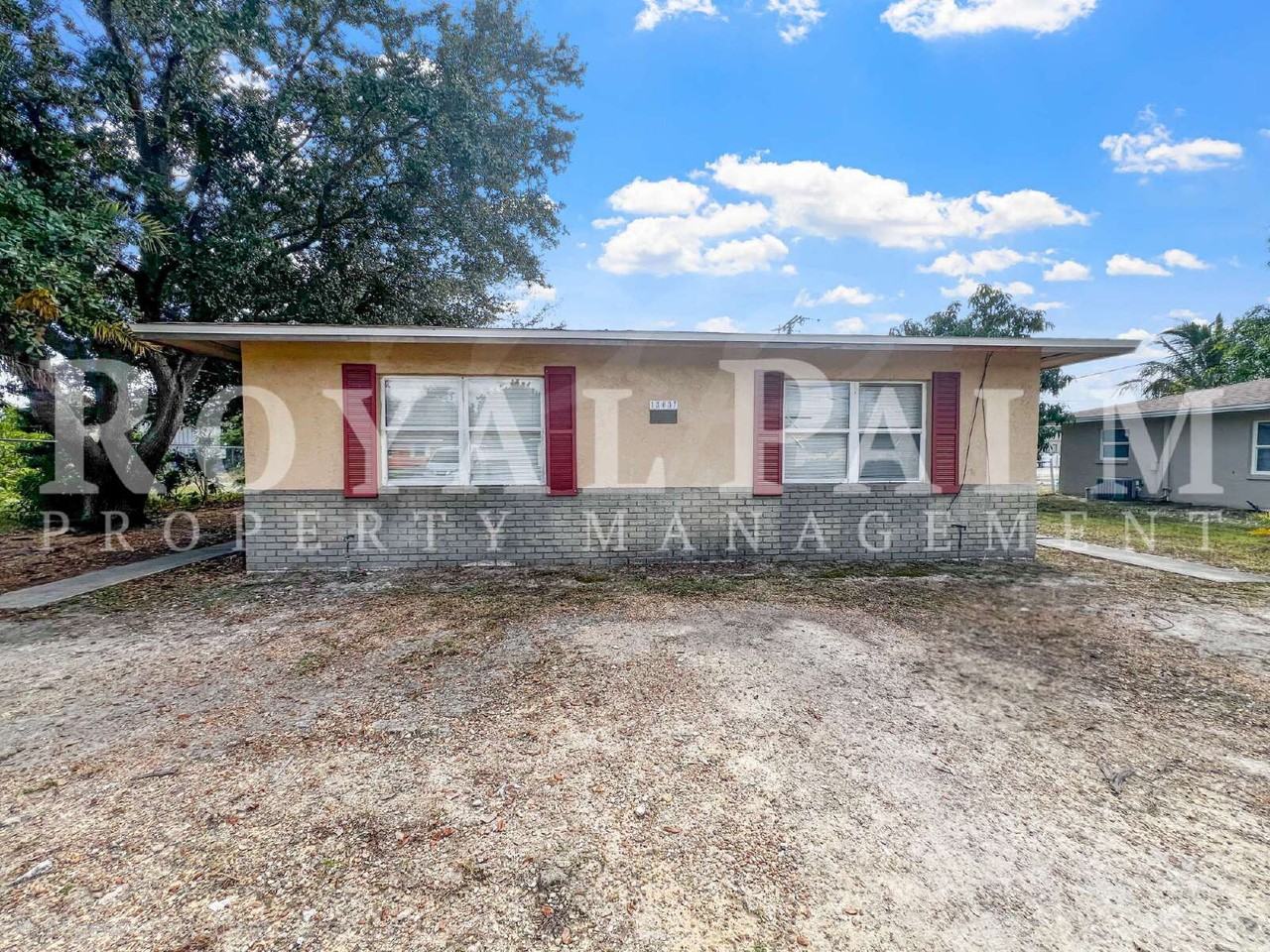 13037 1st St - Photo 4 of 24