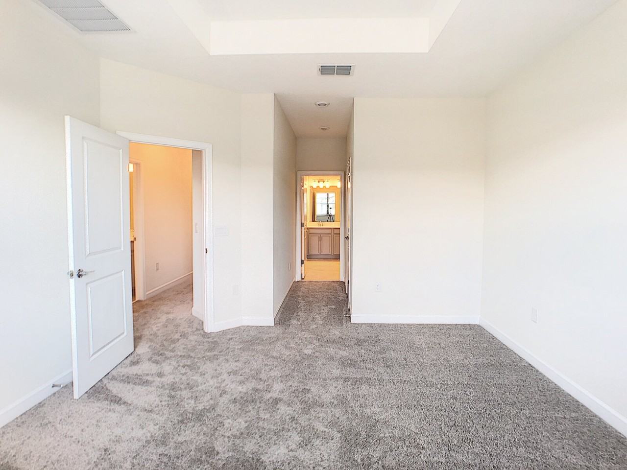 1210 Payne Stewart Dr - Photo 7 of 21