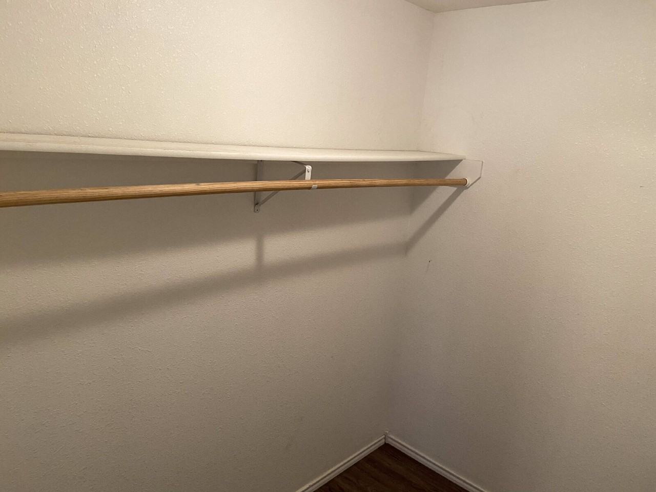 2709 Cornell St - Photo 5 of 14