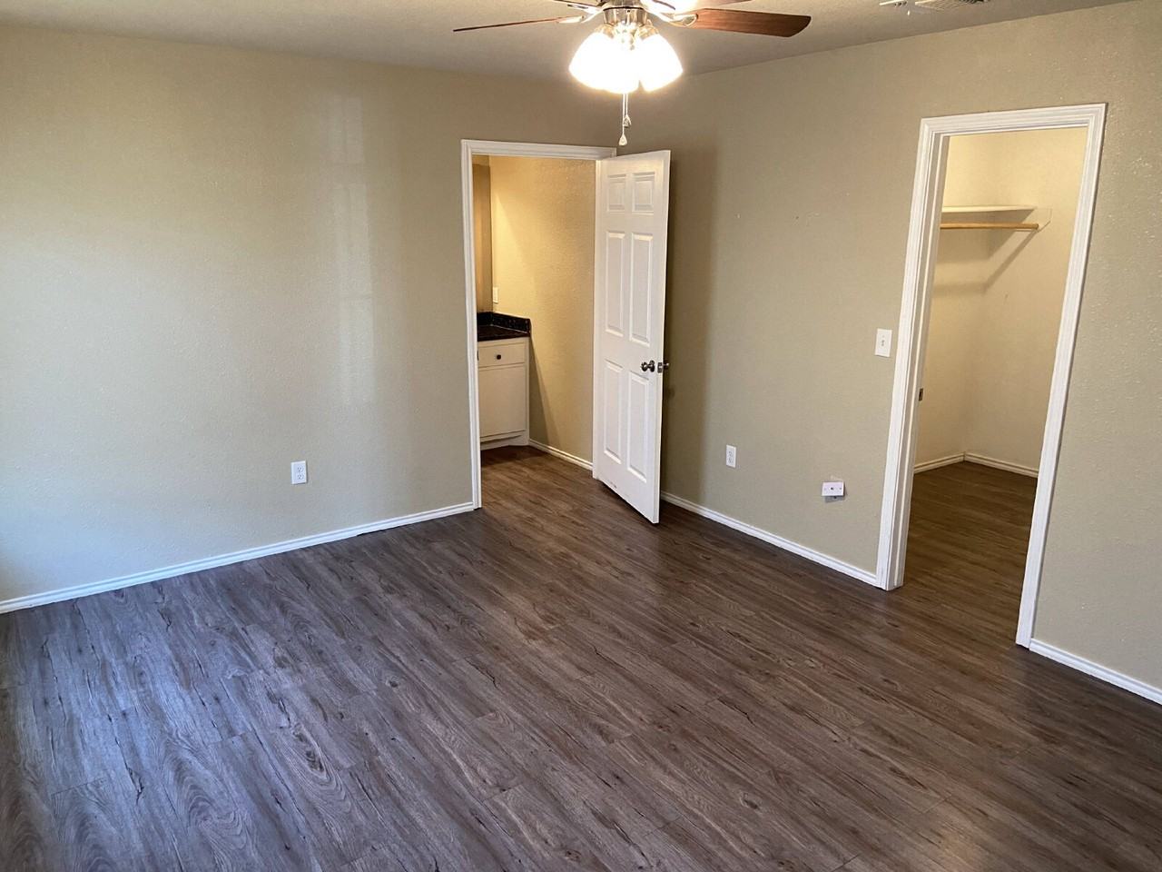 2709 Cornell St - Photo 6 of 14