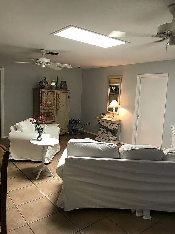 1304 De Prie Rd - Photo 7 of 11