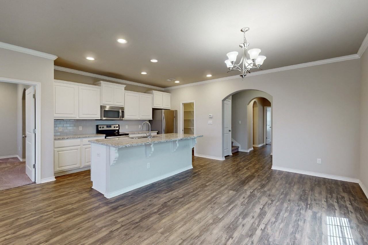 1447 Buena Vis - Photo 5 of 15