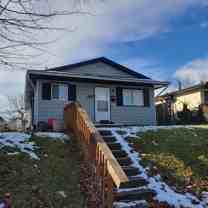 2718 N Dearborn St - Photo 1 of 1