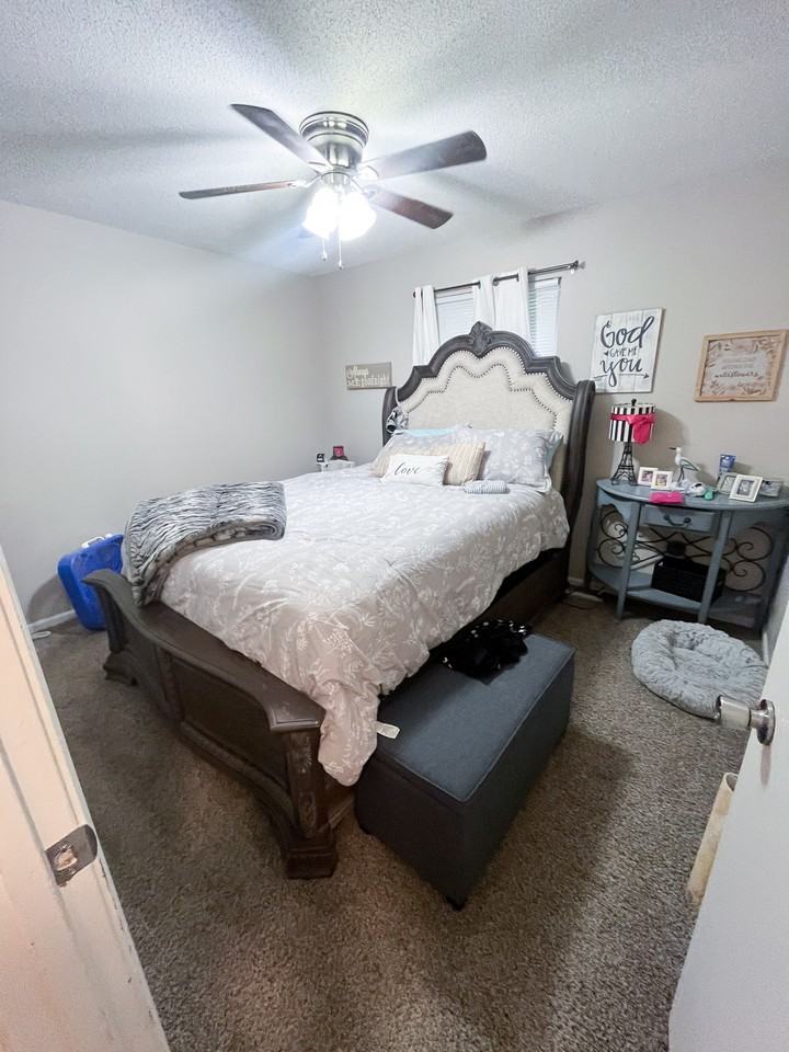 916 E Market St #9A - Photo 2 of 10