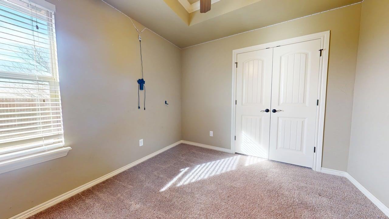 313 Marilyn Glover Dr - Photo 5 of 44