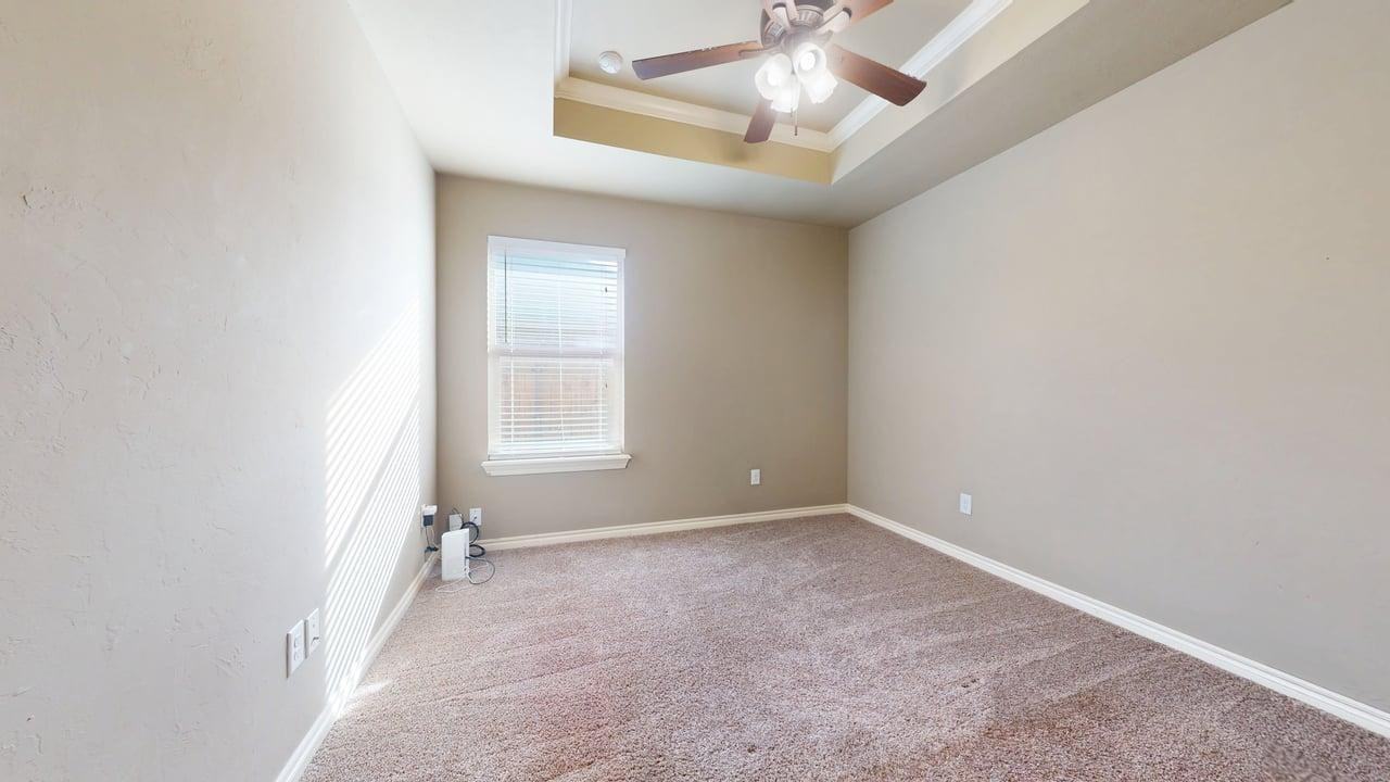 313 Marilyn Glover Dr - Photo 3 of 44