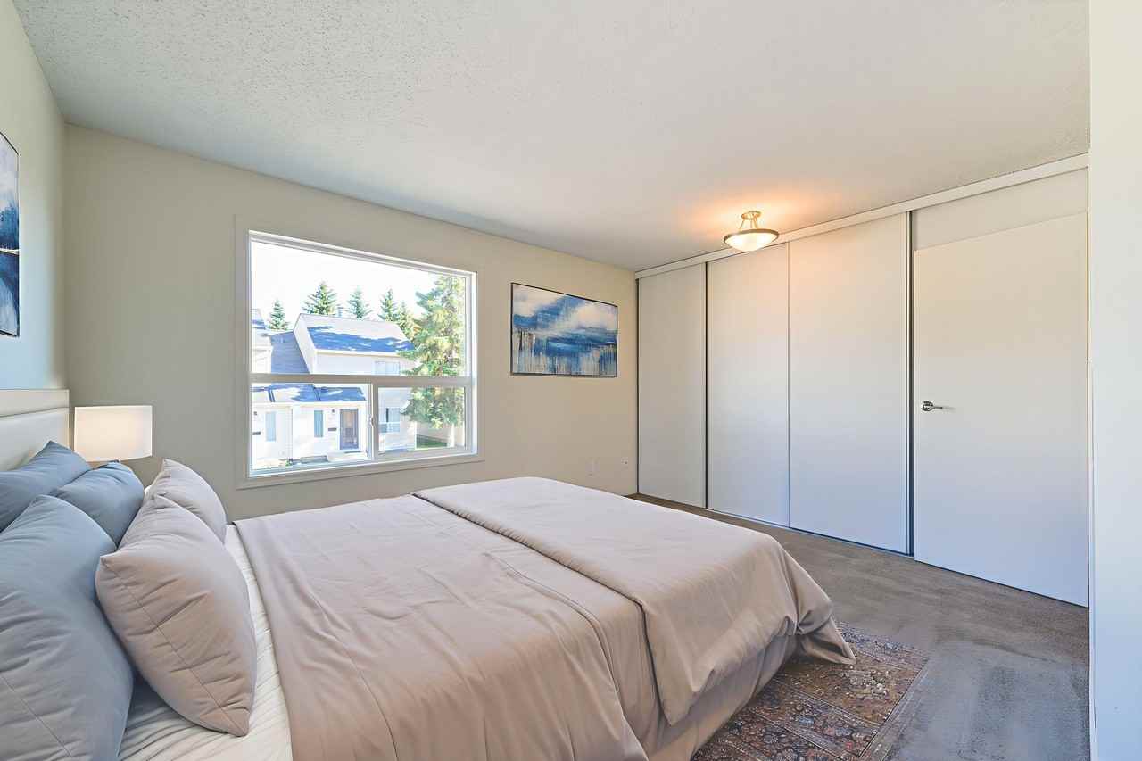 Granville Square - Photo 6 of 11