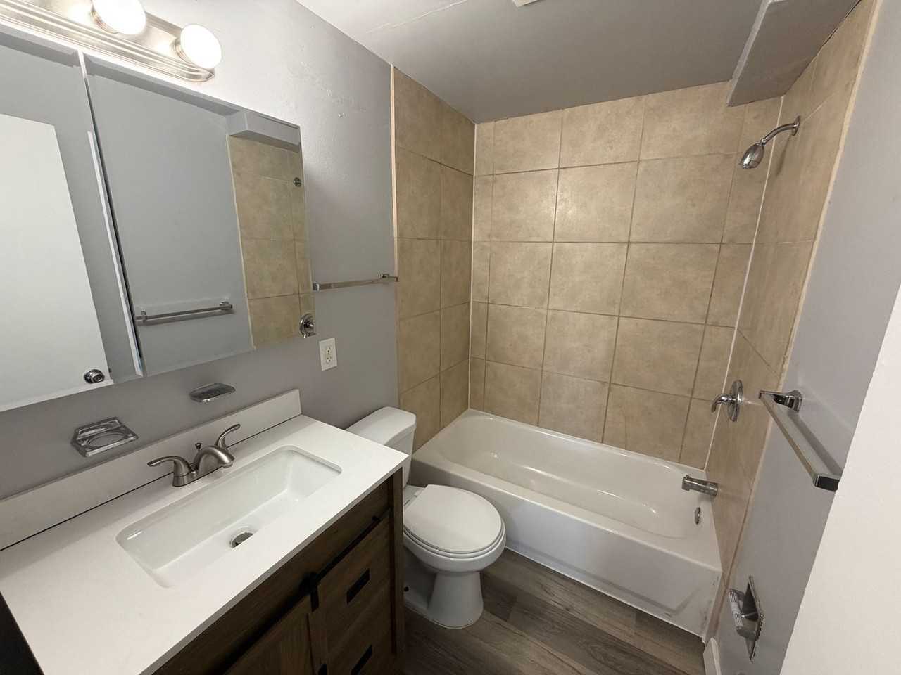 Quiet Location Central to Everything - Photo 6 of 9