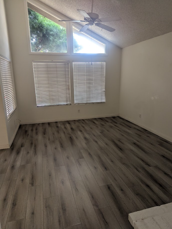 1046 Canal St - Photo 3 of 30